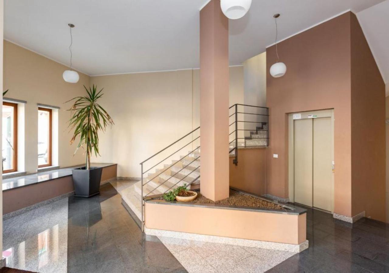 Comfy Cozy Apartment Close To Metro Turin Ngoại thất bức ảnh